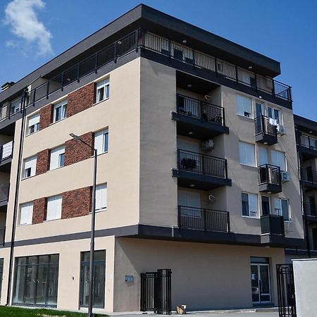 Crown Apartment 3 Subotica Bagian luar foto