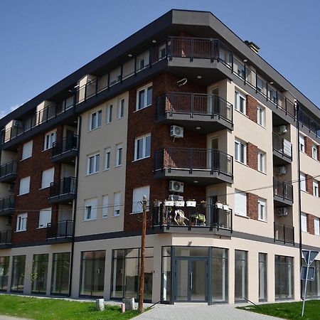 Crown Apartment 3 Subotica Bagian luar foto