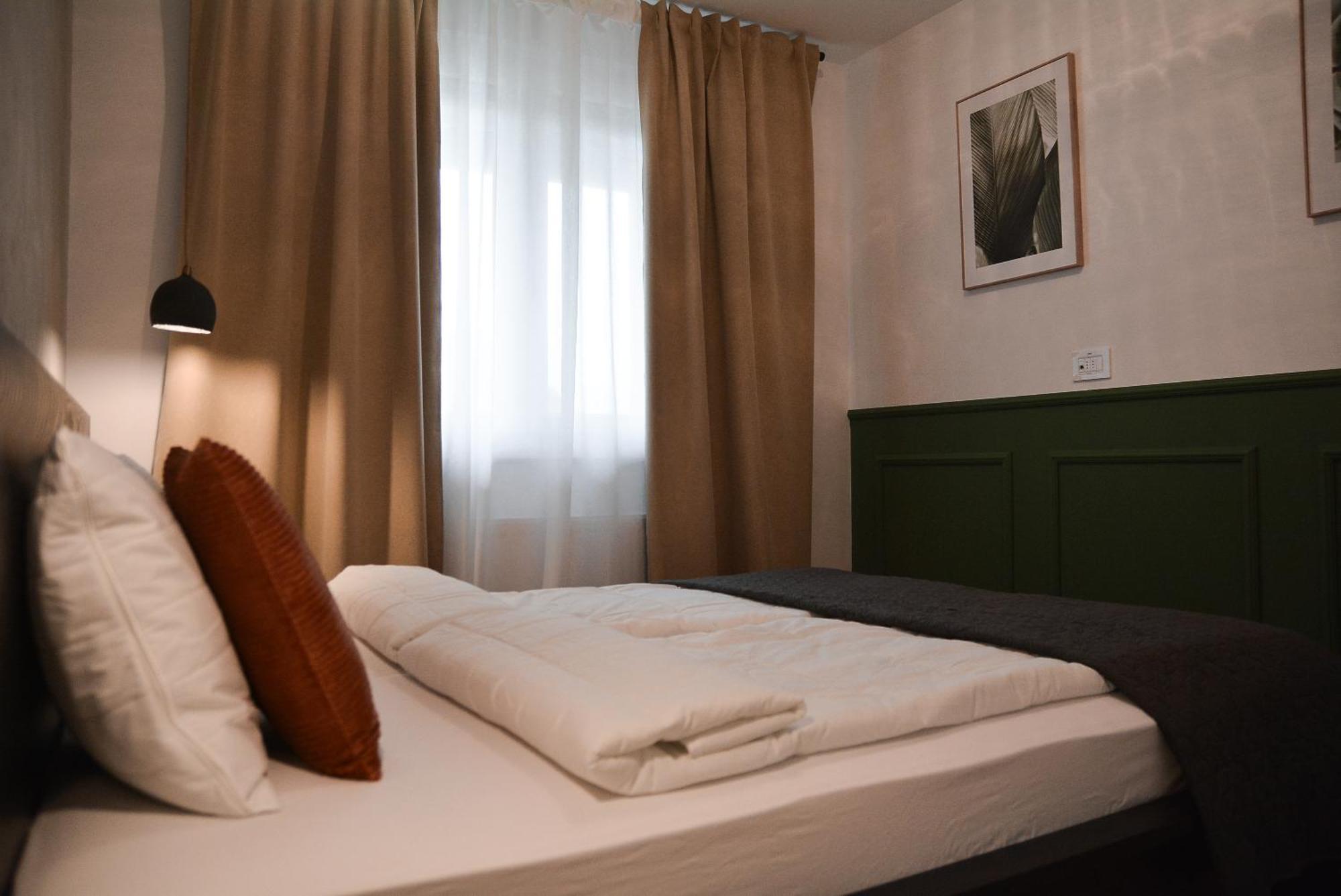 Crown Apartment 3 Subotica Bagian luar foto