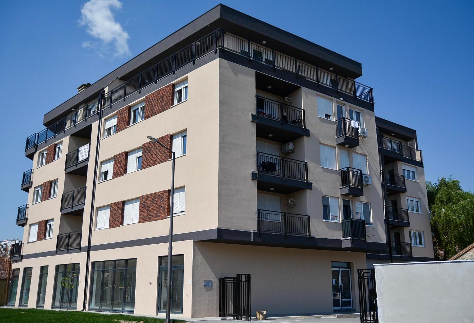 Crown Apartment 3 Subotica Bagian luar foto