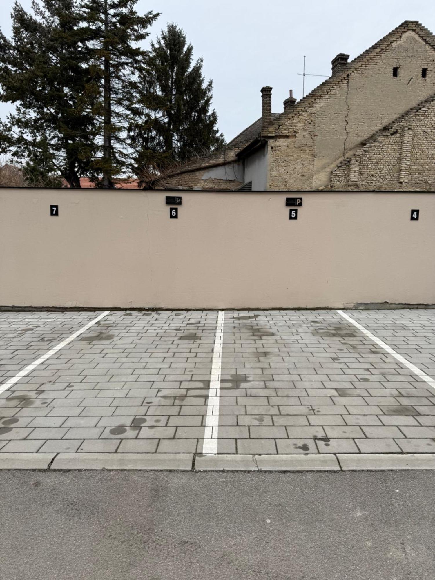 Crown Apartment 3 Subotica Bagian luar foto